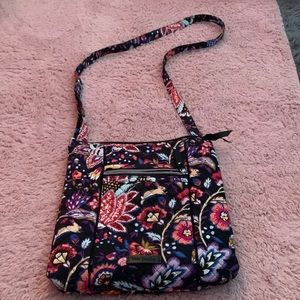 Cute Vera Bradley crossover bag
